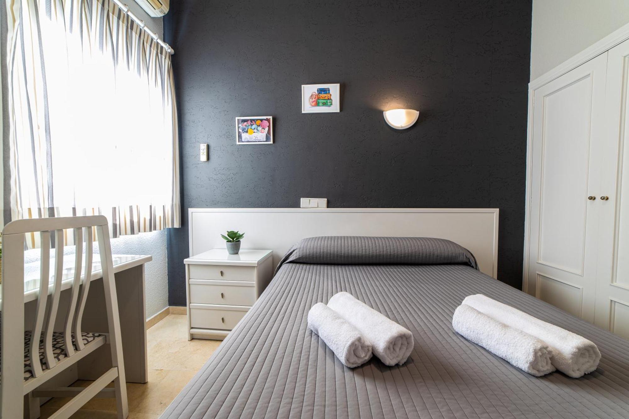 Hostal Ya Aspe Exteriör bild