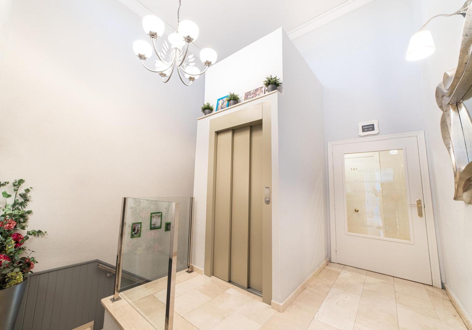 Hostal Ya Aspe Exteriör bild