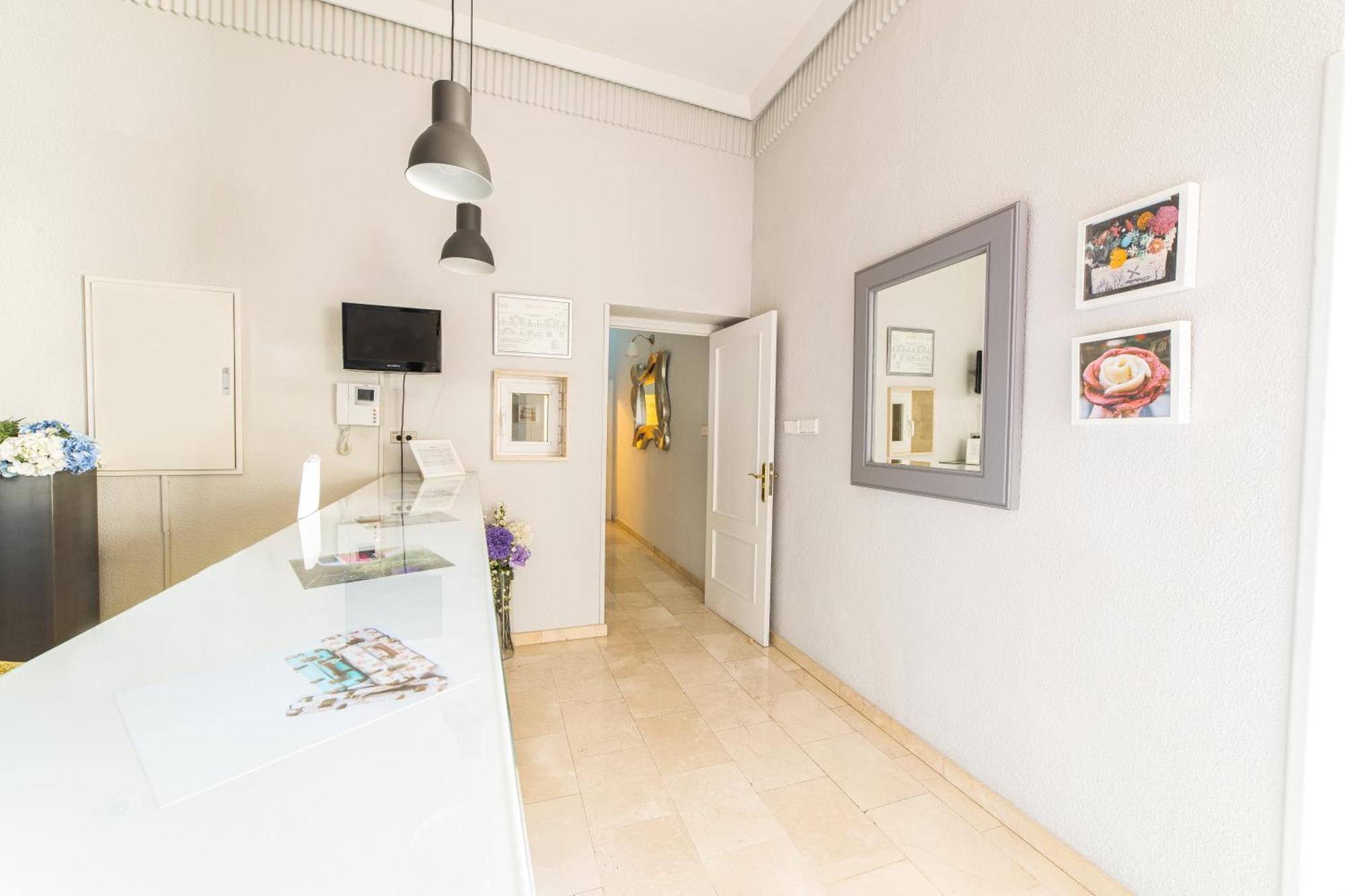 Hostal Ya Aspe Exteriör bild